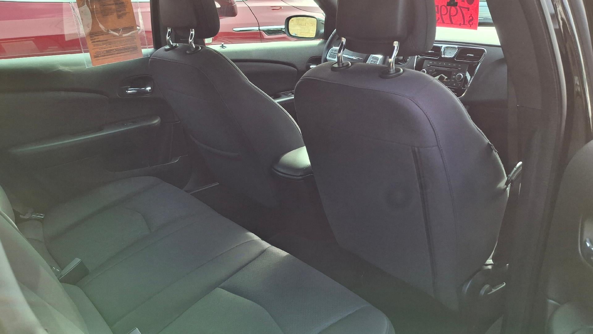 2013 Chrysler 200 Touring