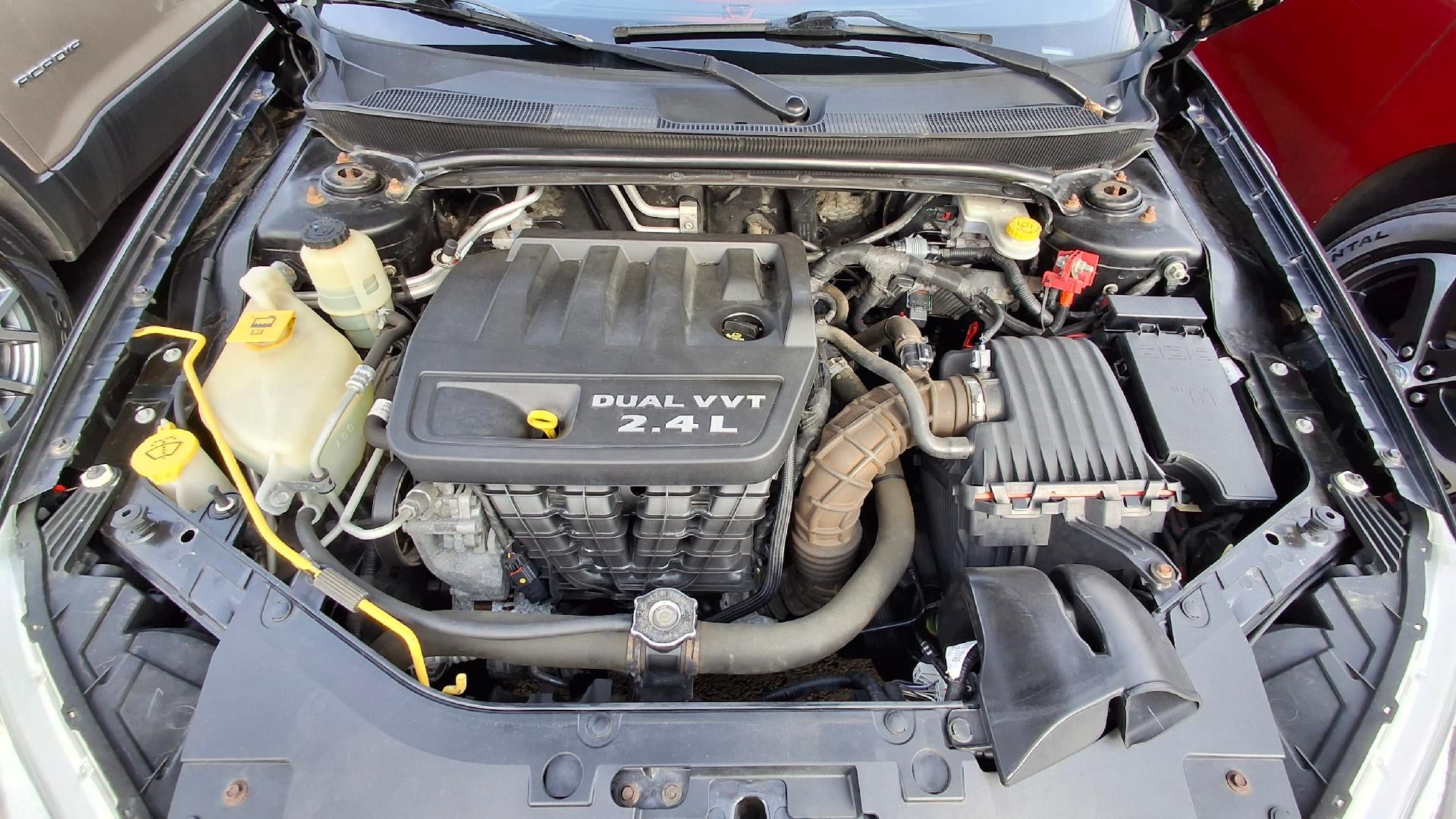 2013 Chrysler 200 Touring