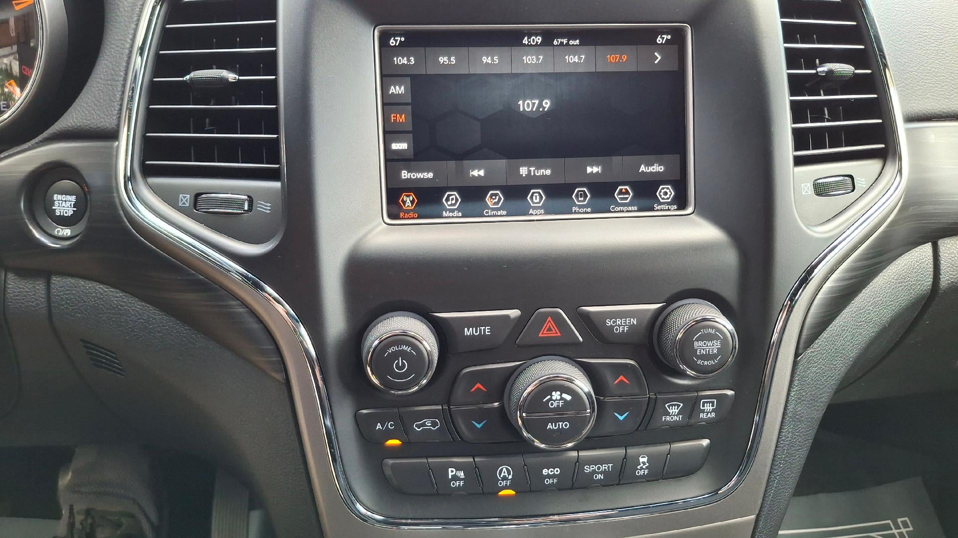 2020 Jeep Grand Cherokee Laredo E