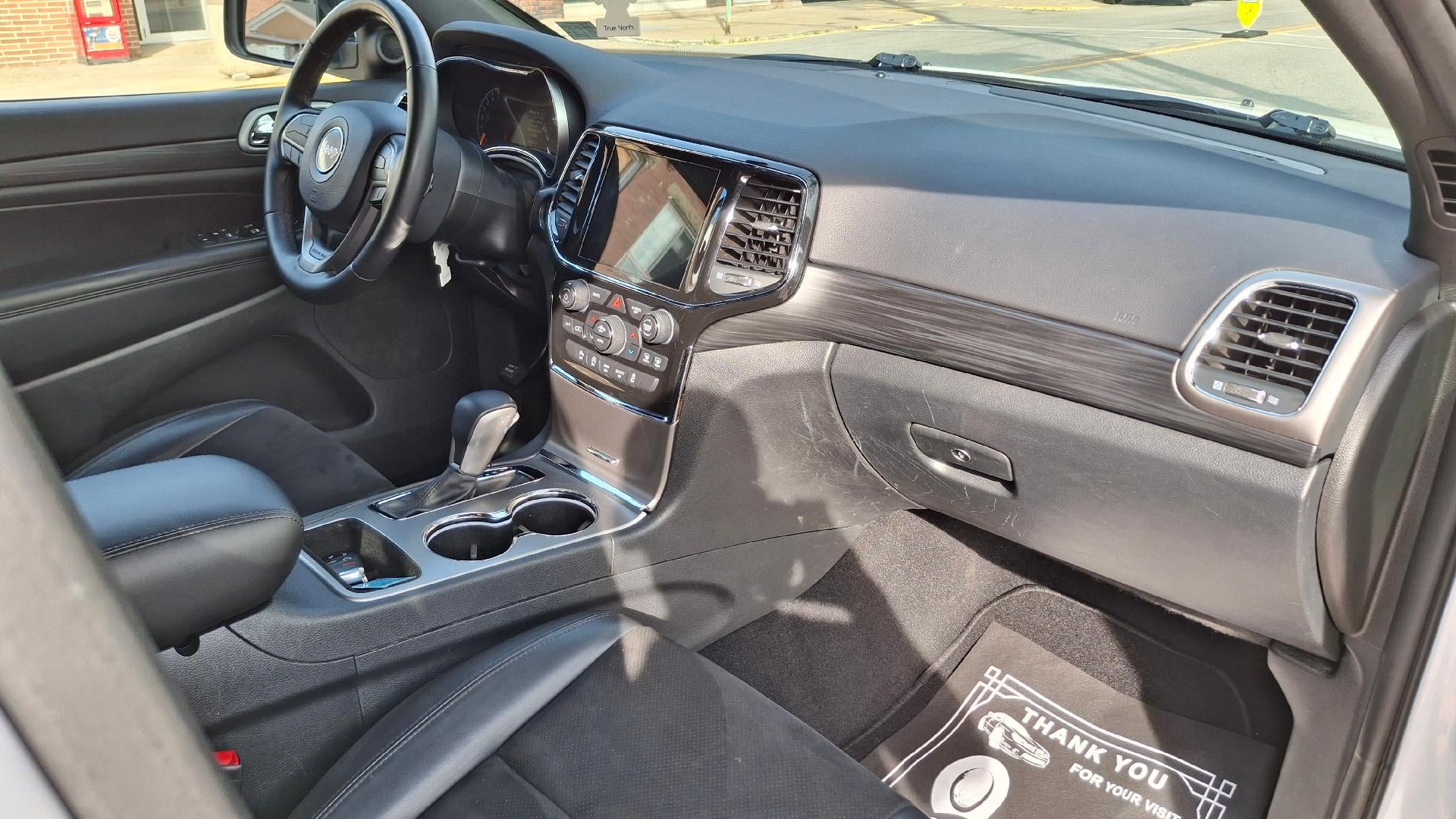 2021 Jeep Grand Cherokee Laredo X 4x4