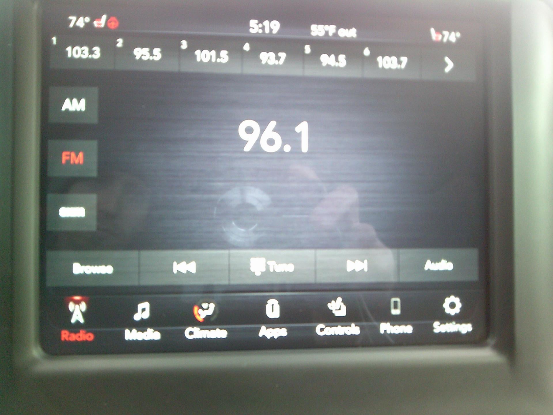 2020 RAM 1500 Big Horn Crew Cab 4x4 5'7" Box