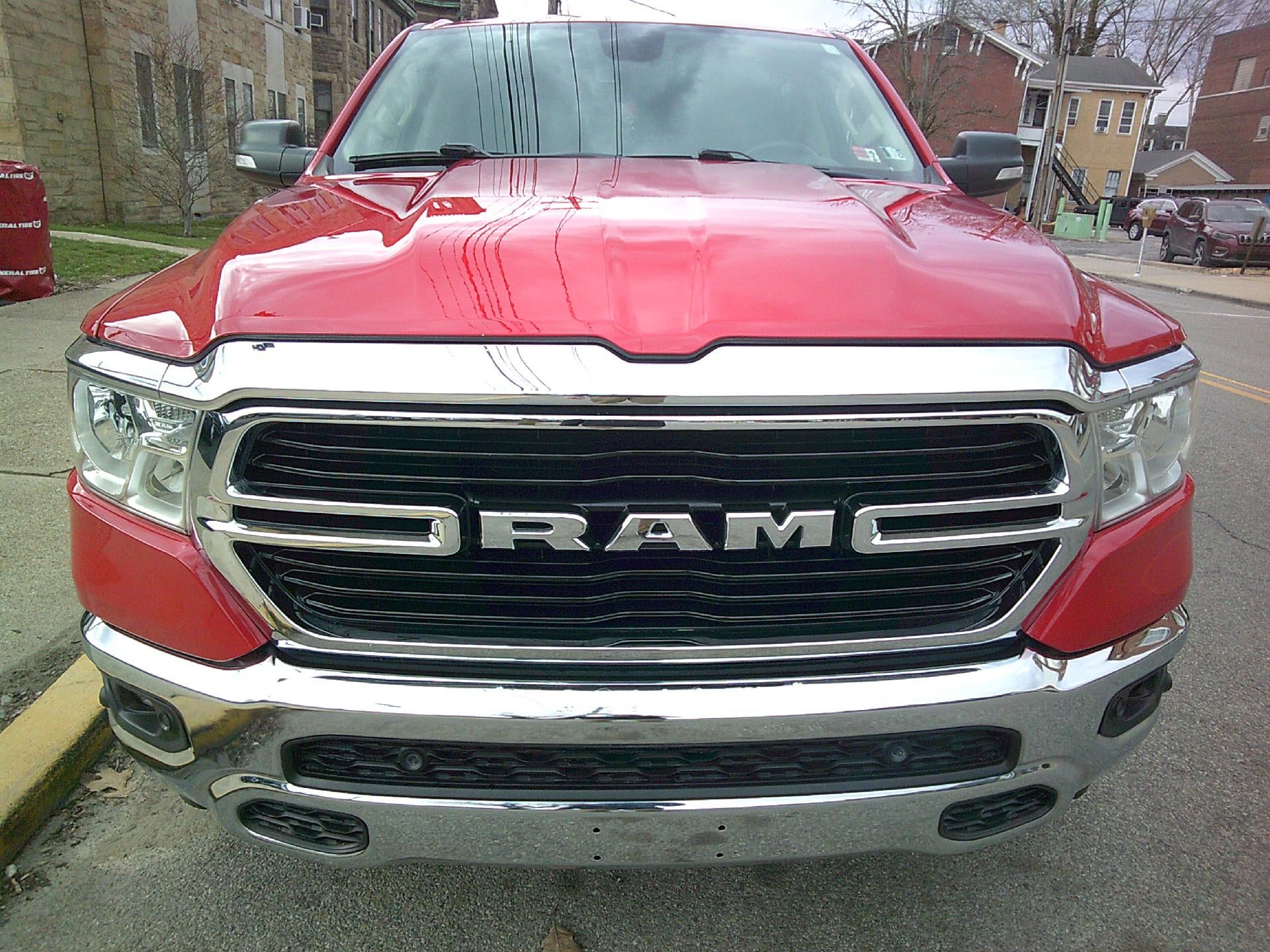 2020 RAM 1500 Big Horn Crew Cab 4x4 5'7" Box