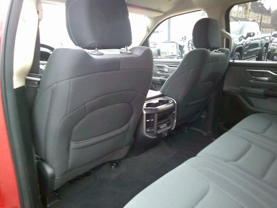 2020 RAM 1500 Big Horn Crew Cab 4x4 5'7" Box