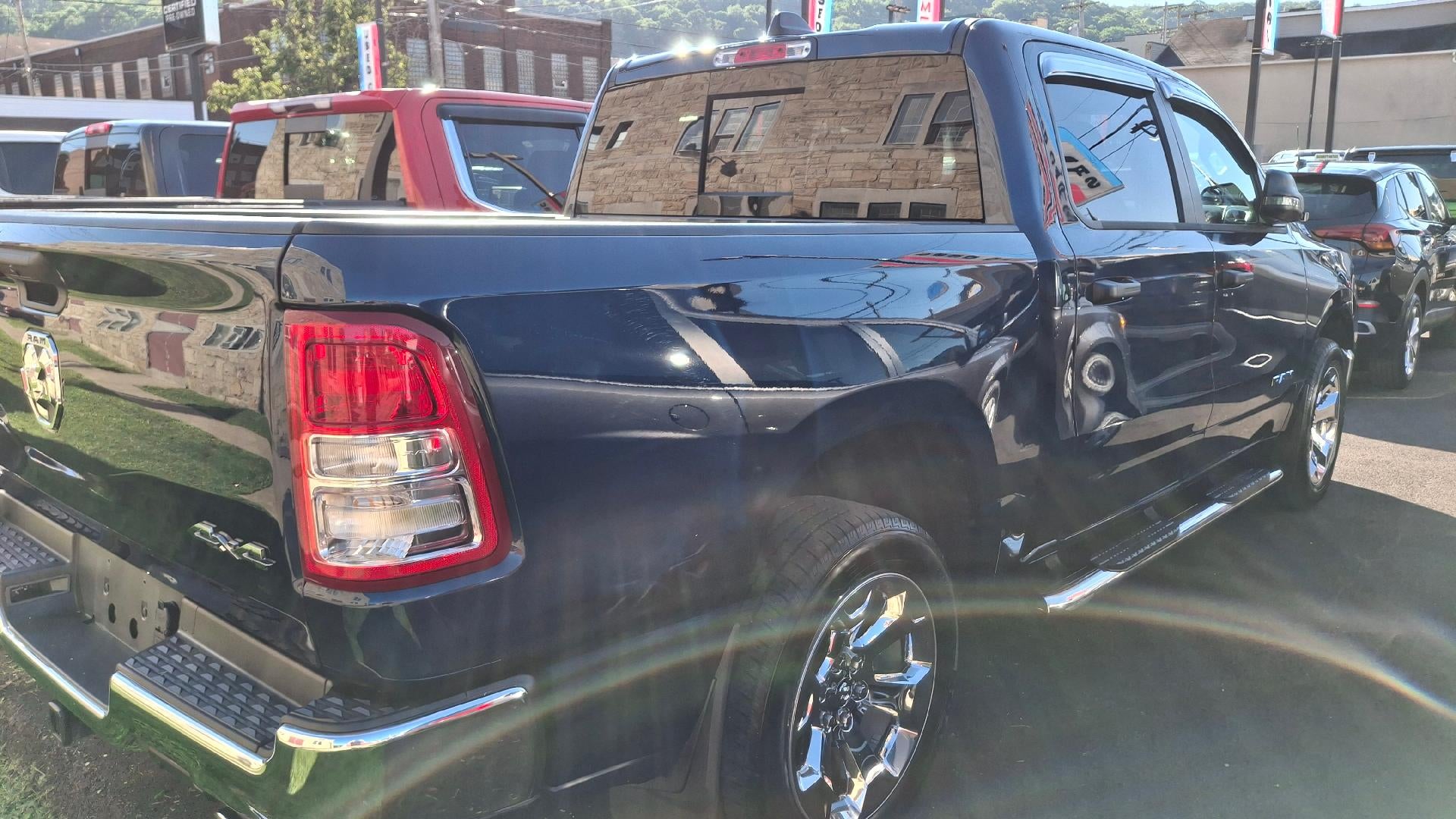 2023 RAM 1500 Big Horn Crew Cab 4x4 5'7" Box