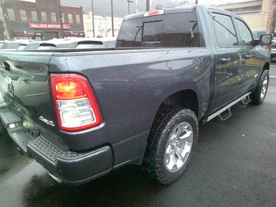 2020 RAM 1500 Big Horn Crew Cab 4x4 5'7" Box