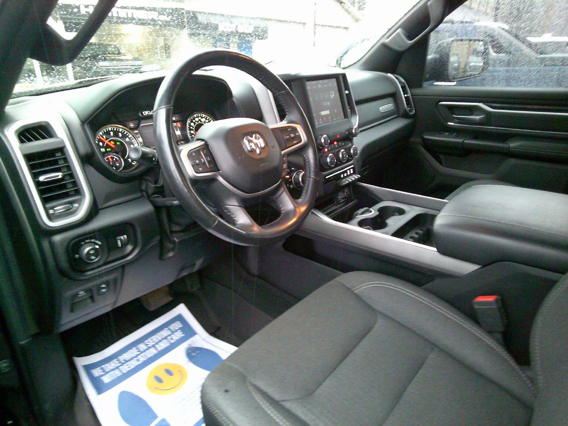 2020 RAM 1500 Big Horn Crew Cab 4x4 5'7" Box