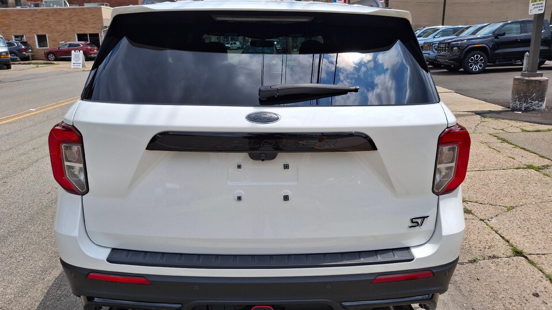 2021 Ford Explorer ST