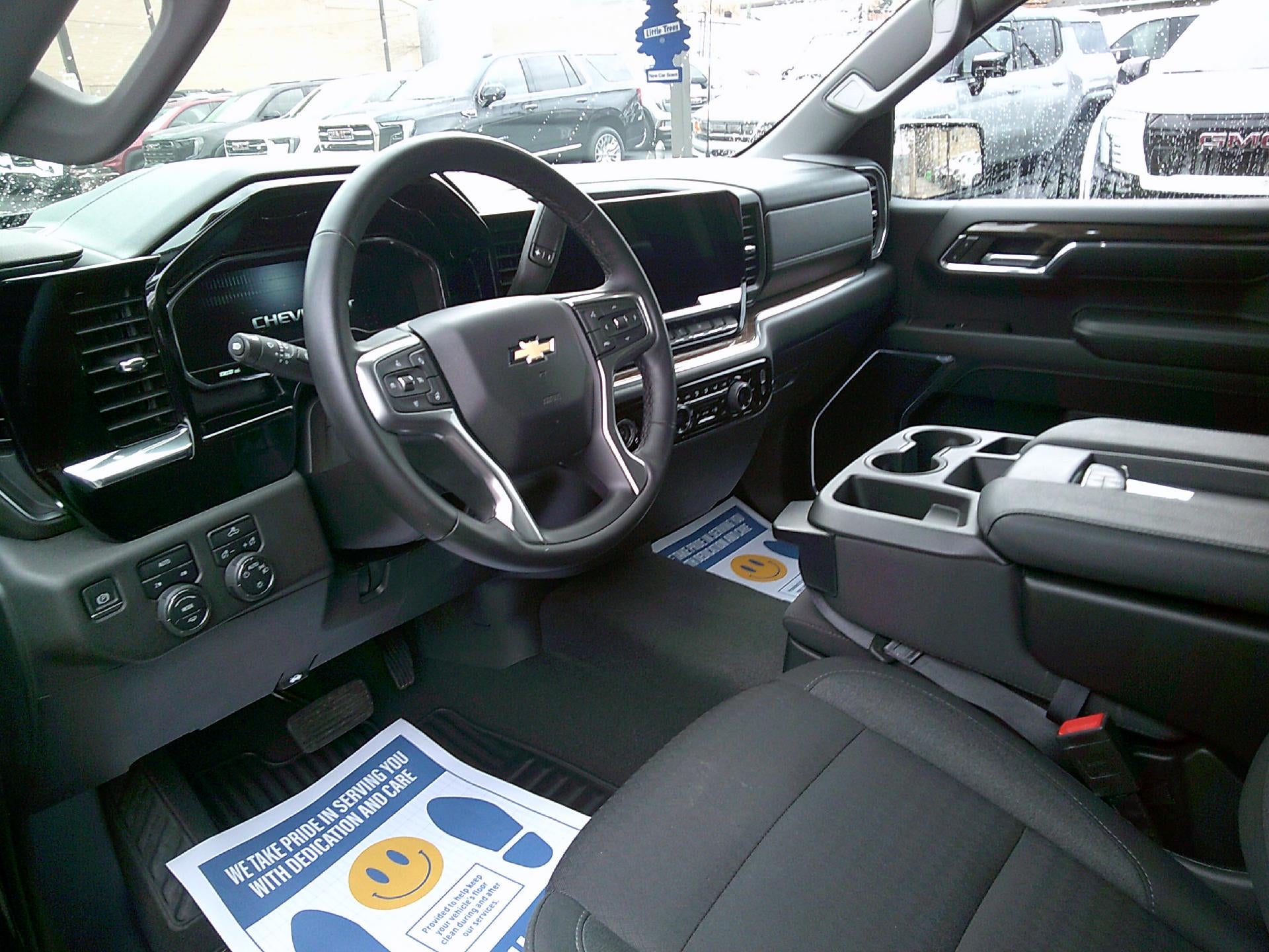 2024 Chevrolet Silverado 1500 LT (2FL)