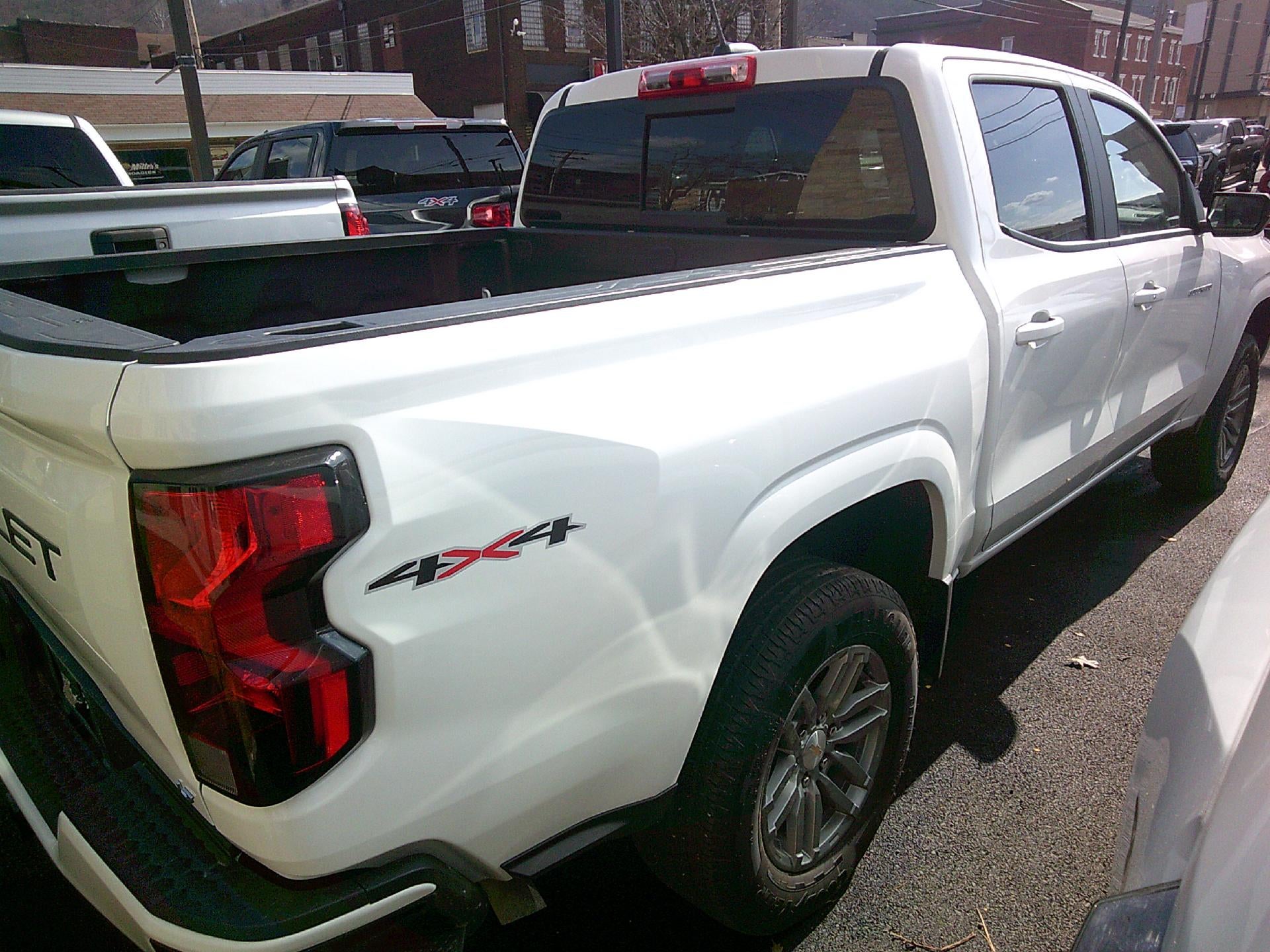 2024 Chevrolet Colorado LT