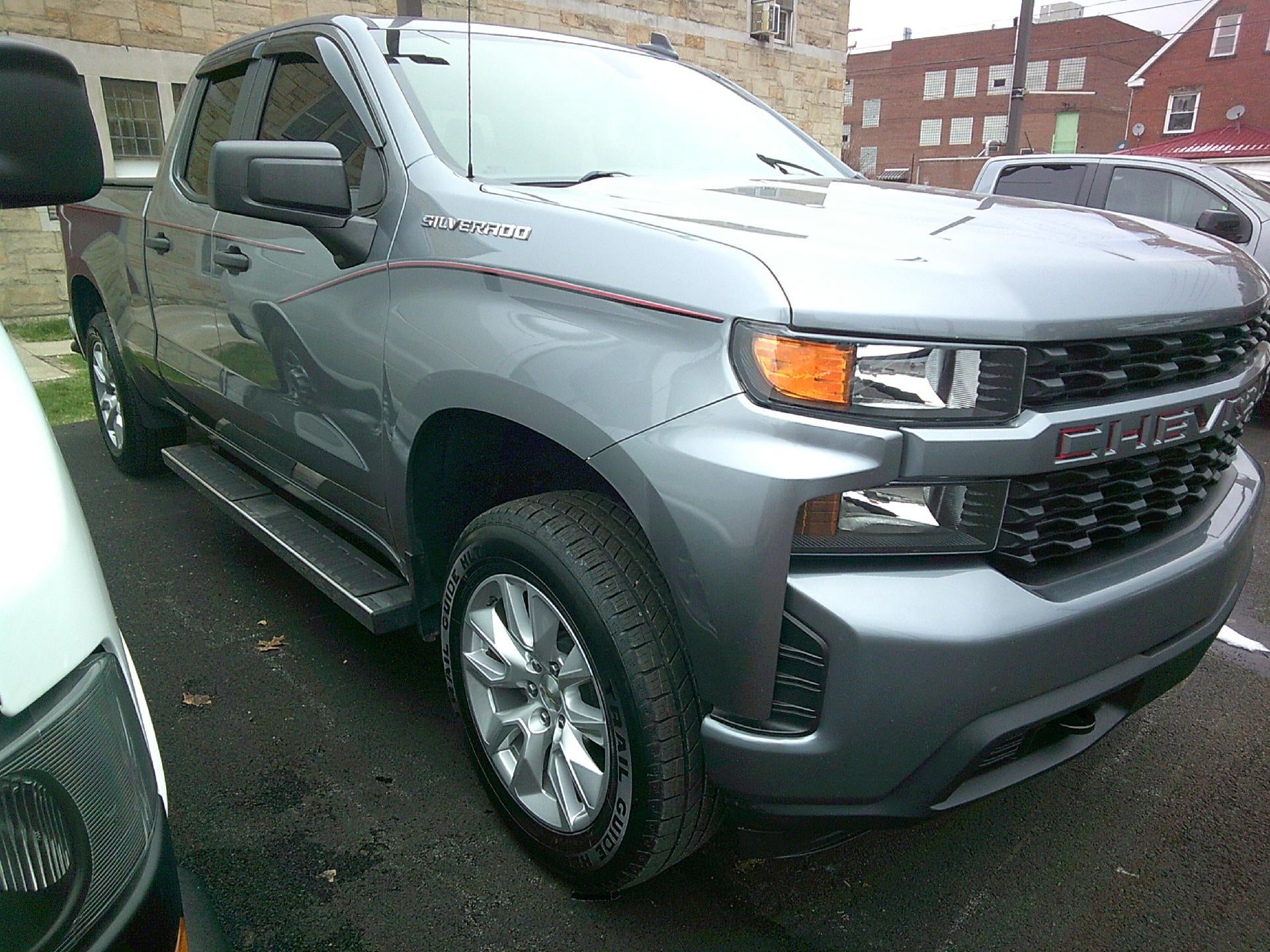 2020 Chevrolet Silverado 1500 Custom
