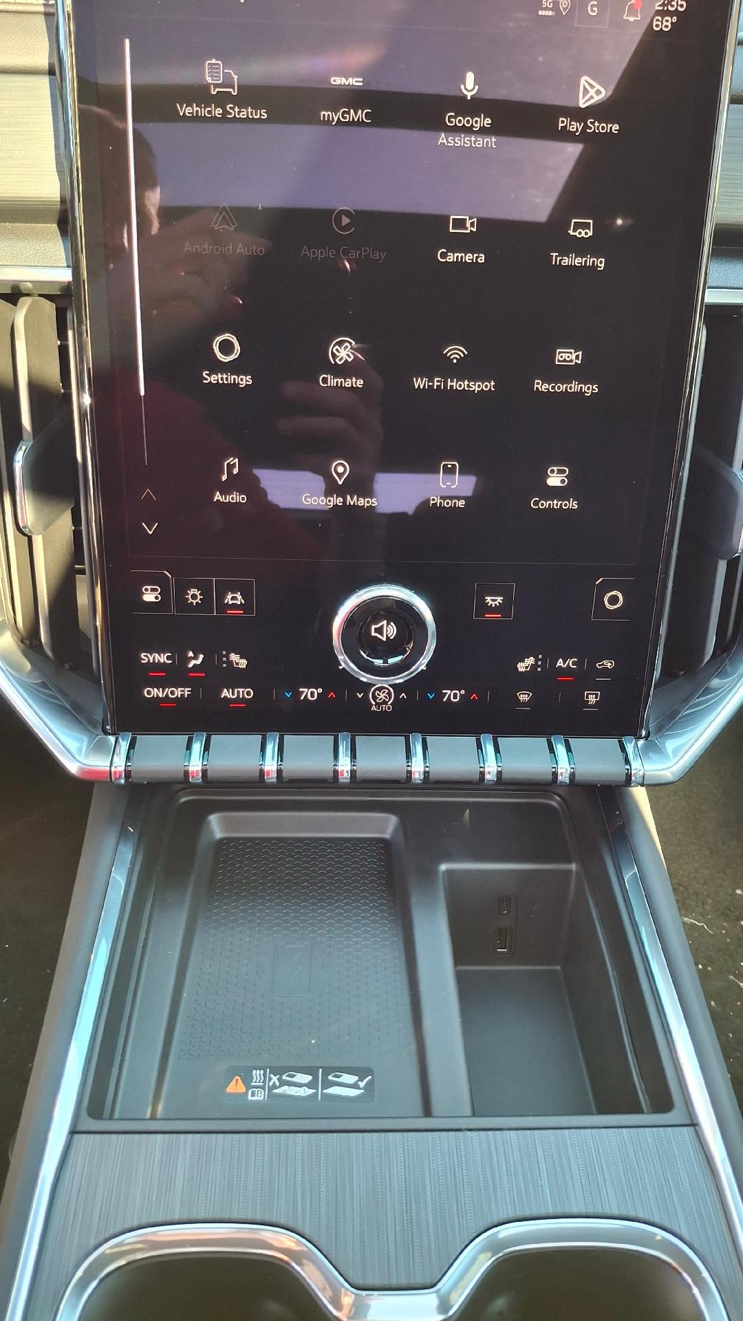 2027 GMC Acadia Elevation