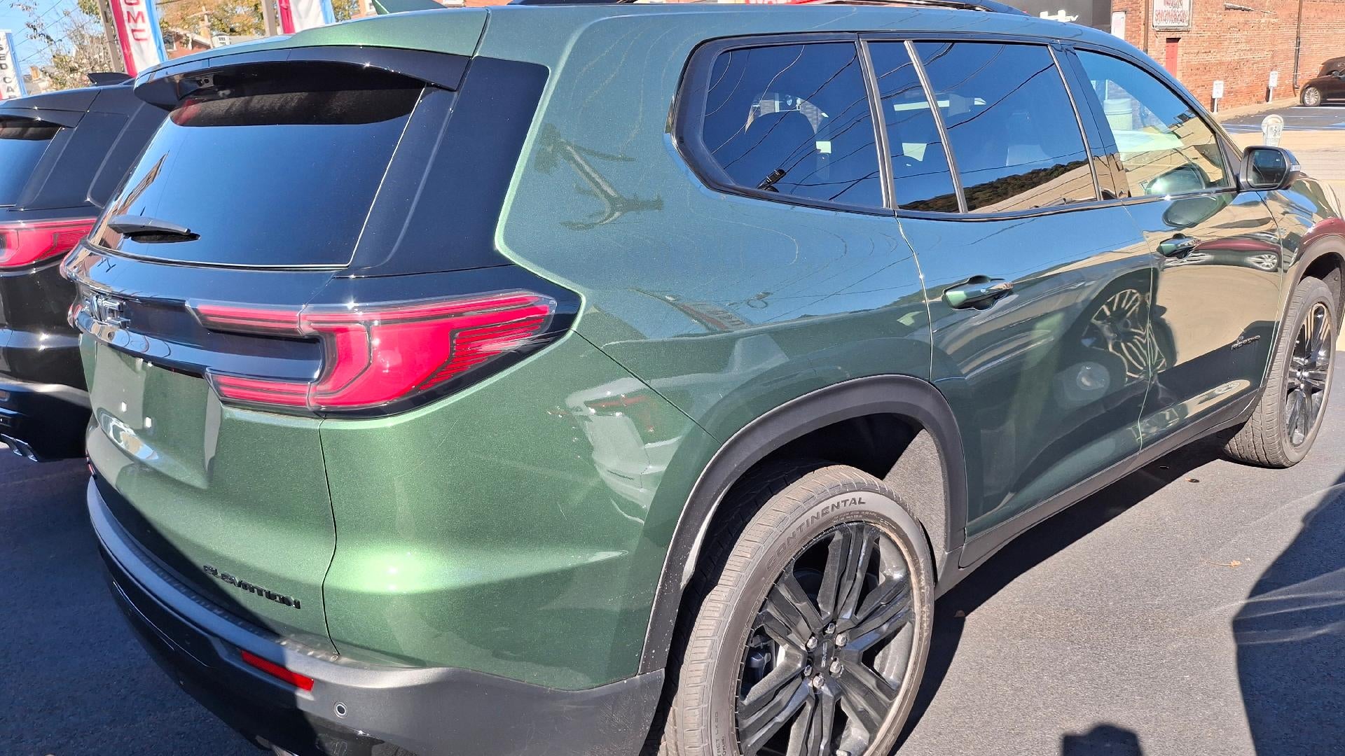 2027 GMC Acadia Elevation