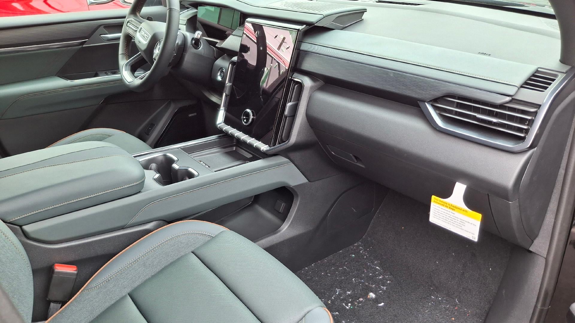 2027 GMC Acadia AT4
