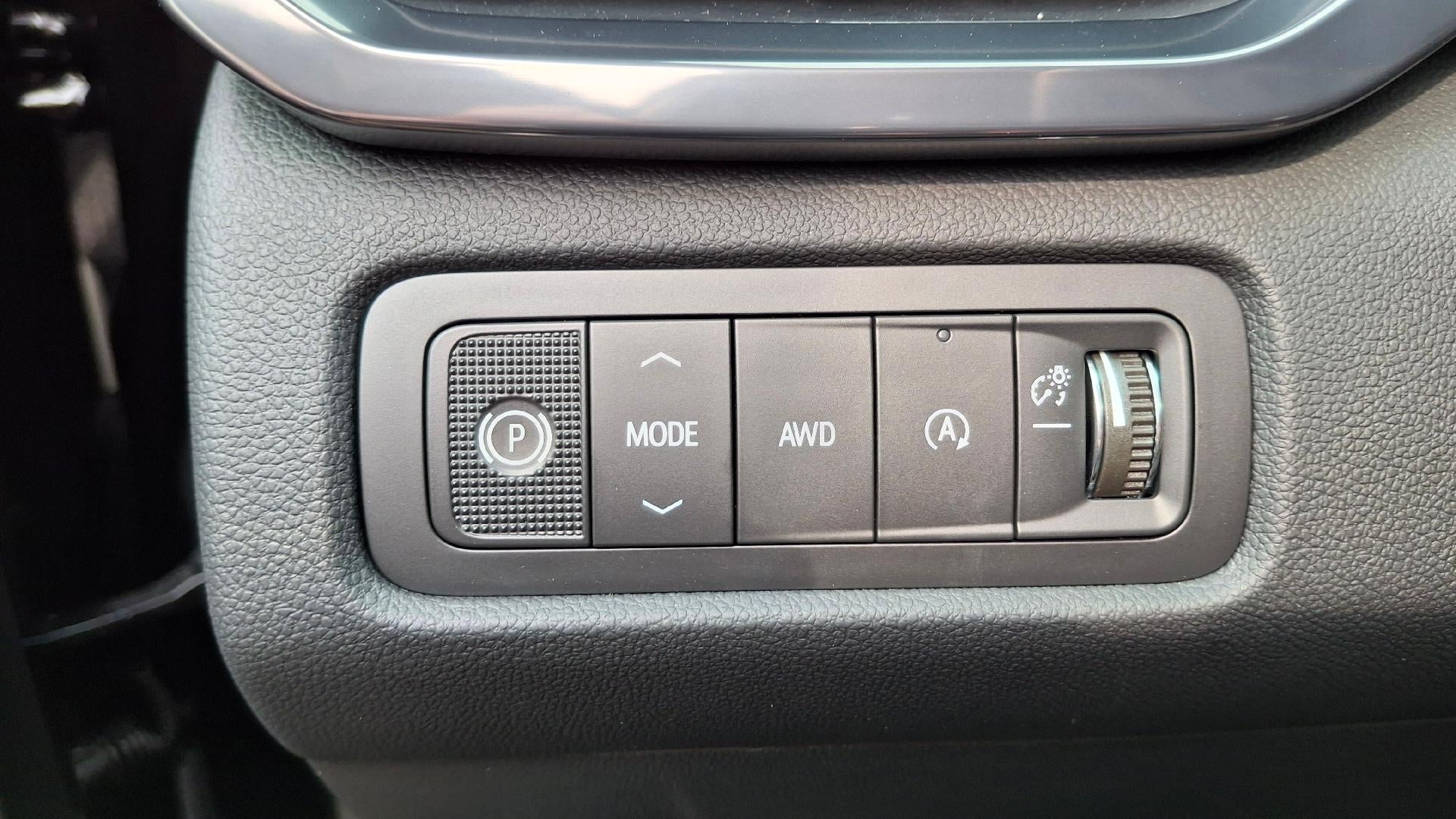 2027 GMC Acadia AT4
