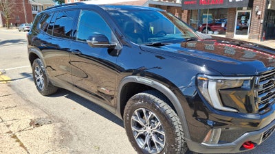 2025 GMC Acadia AT4