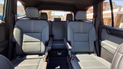 2025 GMC Acadia AT4