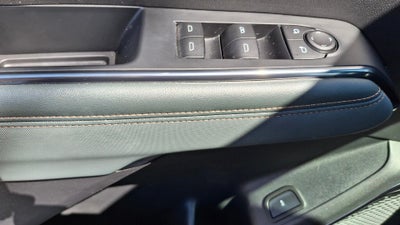 2025 GMC Acadia AT4