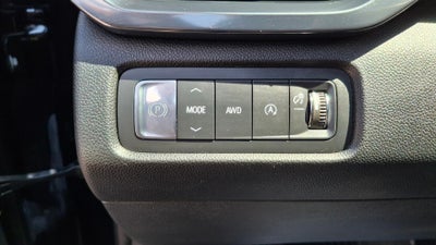 2025 GMC Acadia AT4