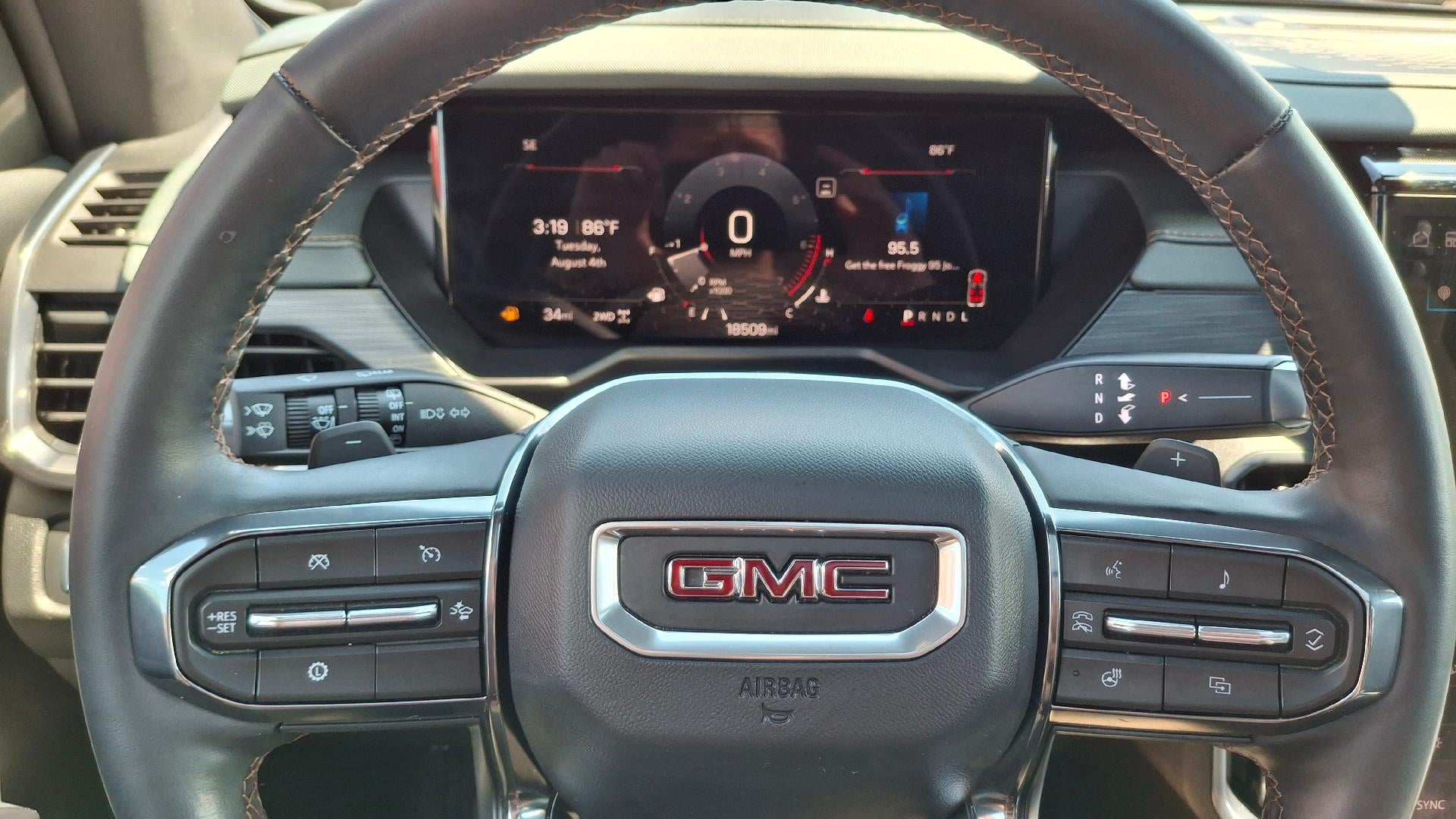 2025 GMC Acadia AT4