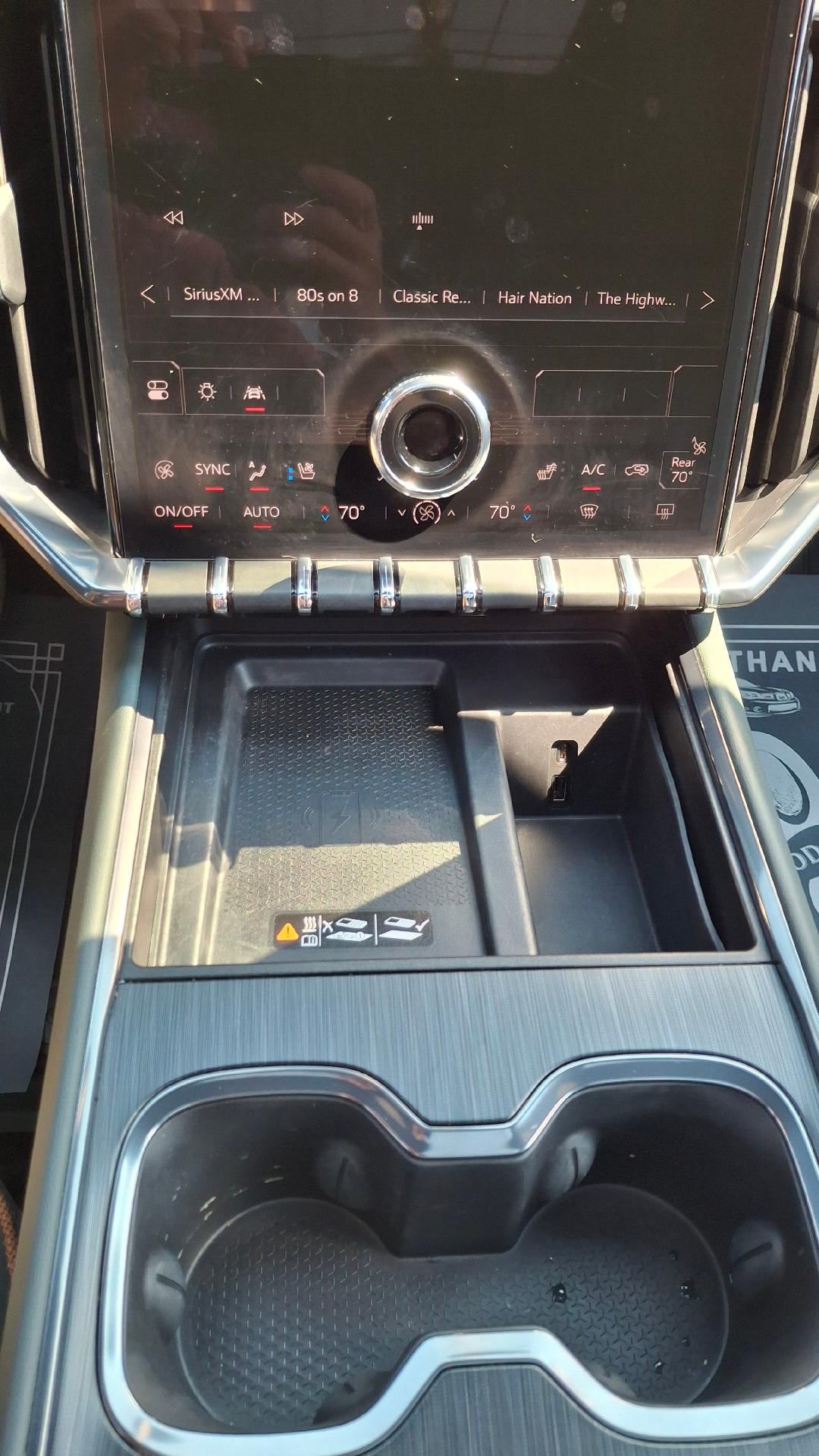 2025 GMC Acadia AT4