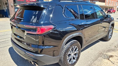 2025 GMC Acadia AT4