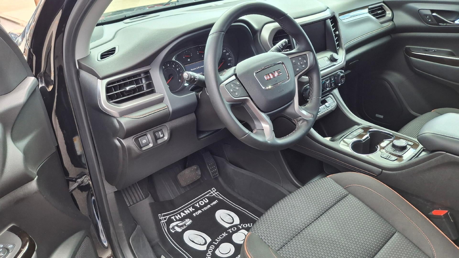 2023 GMC Acadia AT4