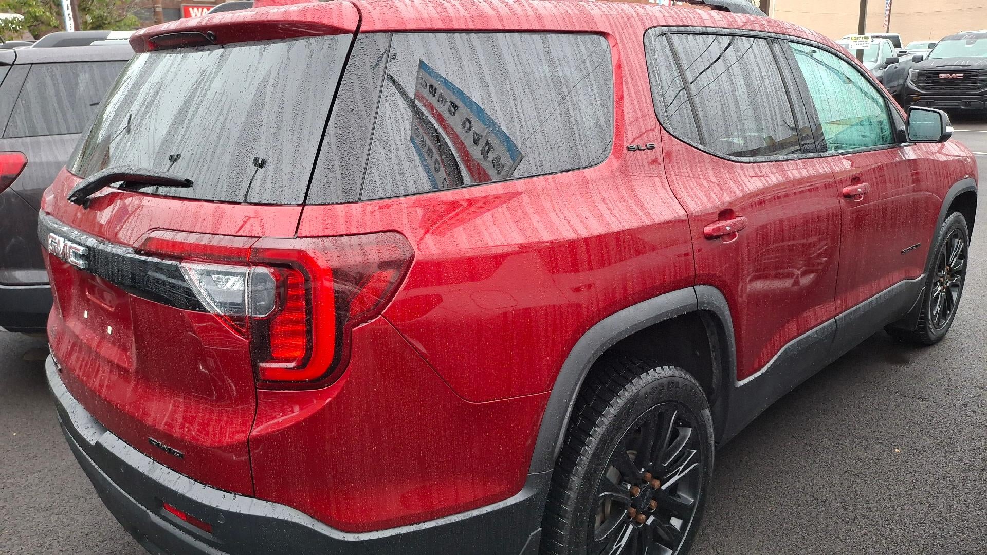 2022 GMC Acadia SLE