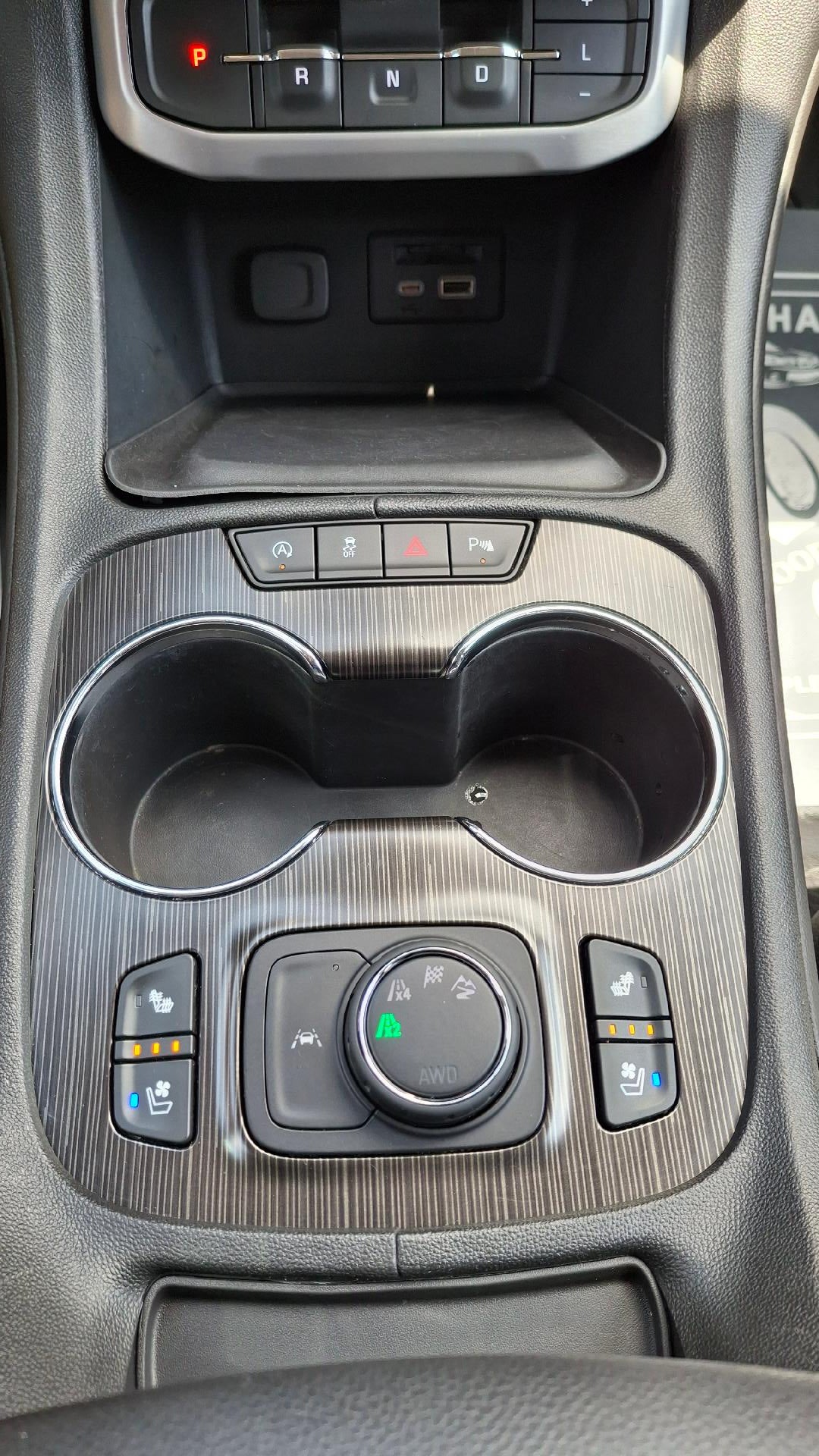 2021 GMC Acadia SLT
