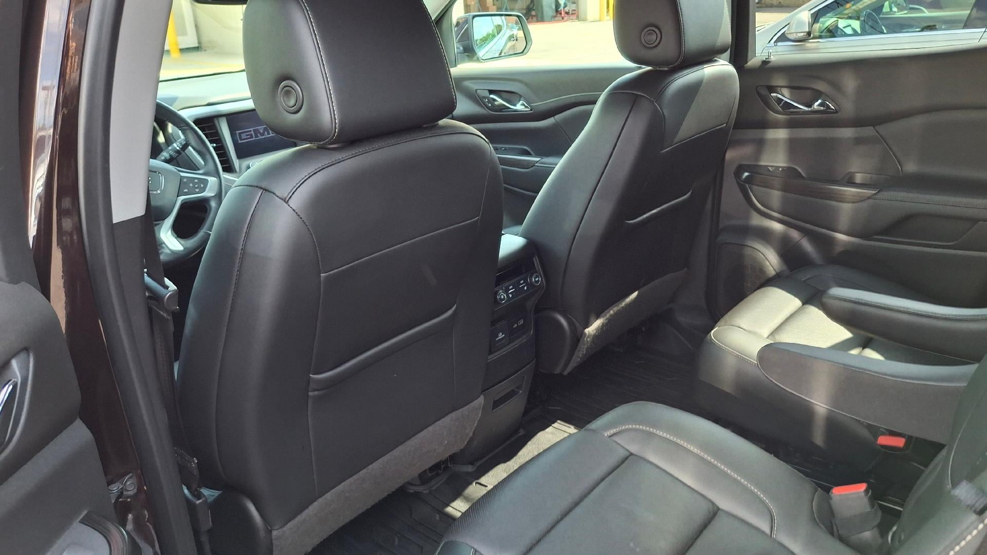 2021 GMC Acadia SLT