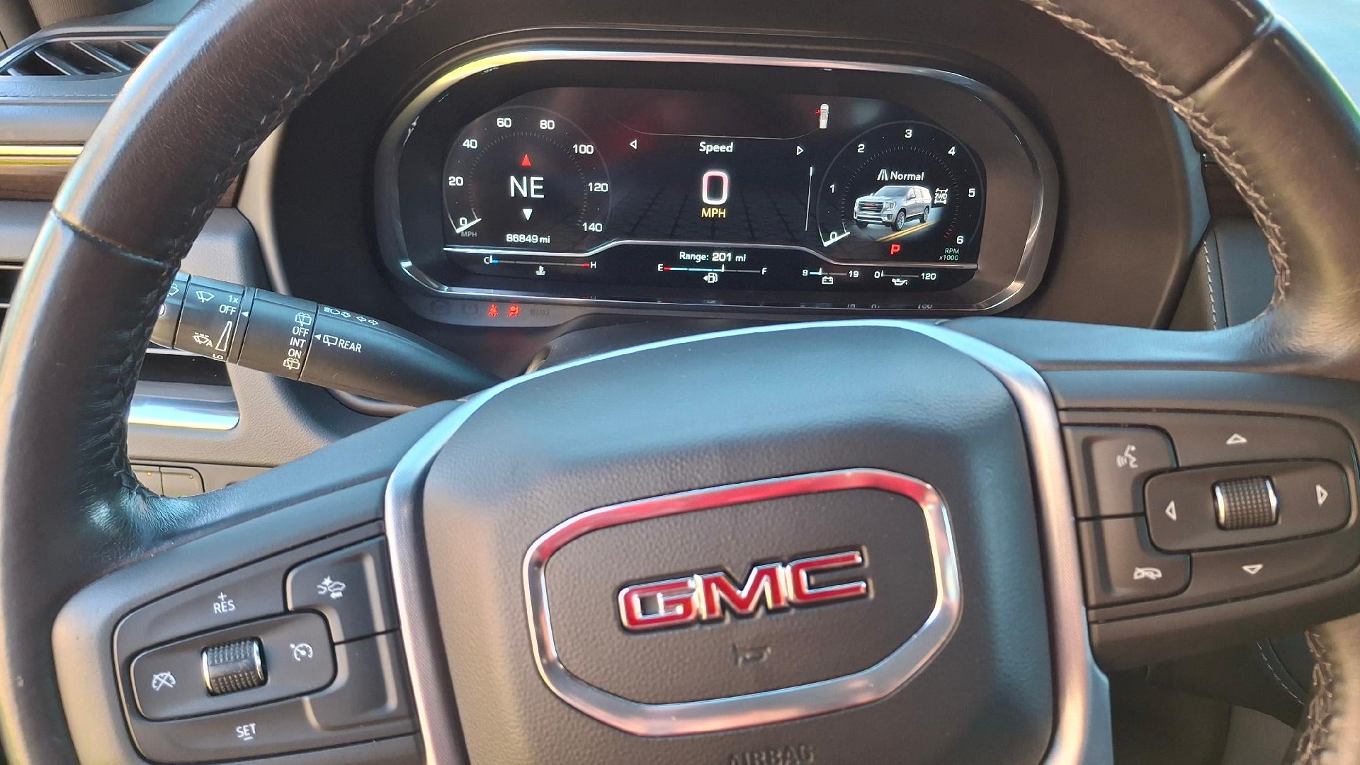 2022 GMC Yukon SLE