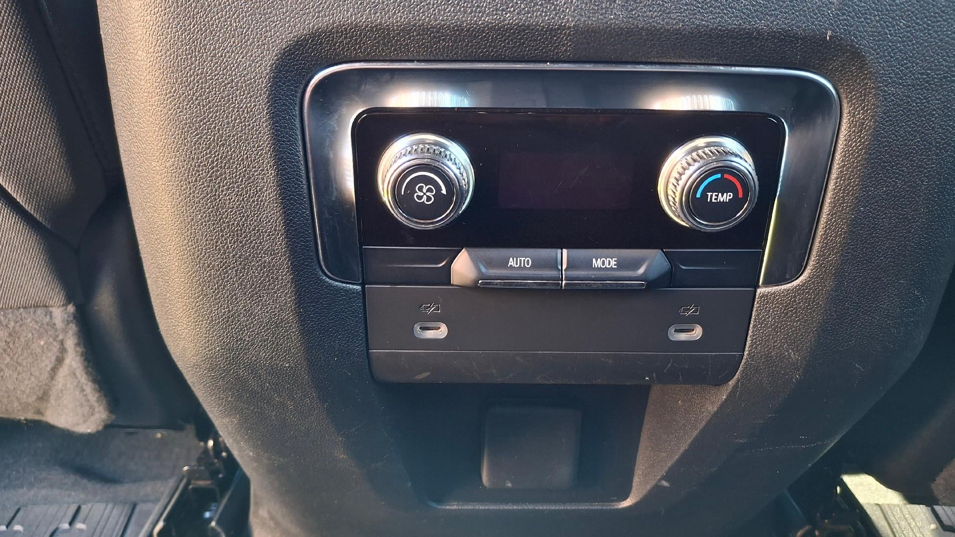 2022 GMC Yukon SLE