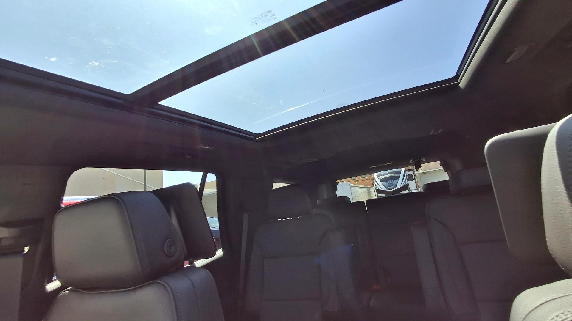 2026 GMC Yukon Denali - Photo 21