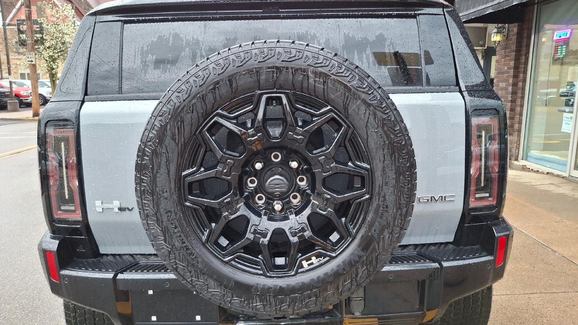 2026 GMC HUMMER EV SUV 2X