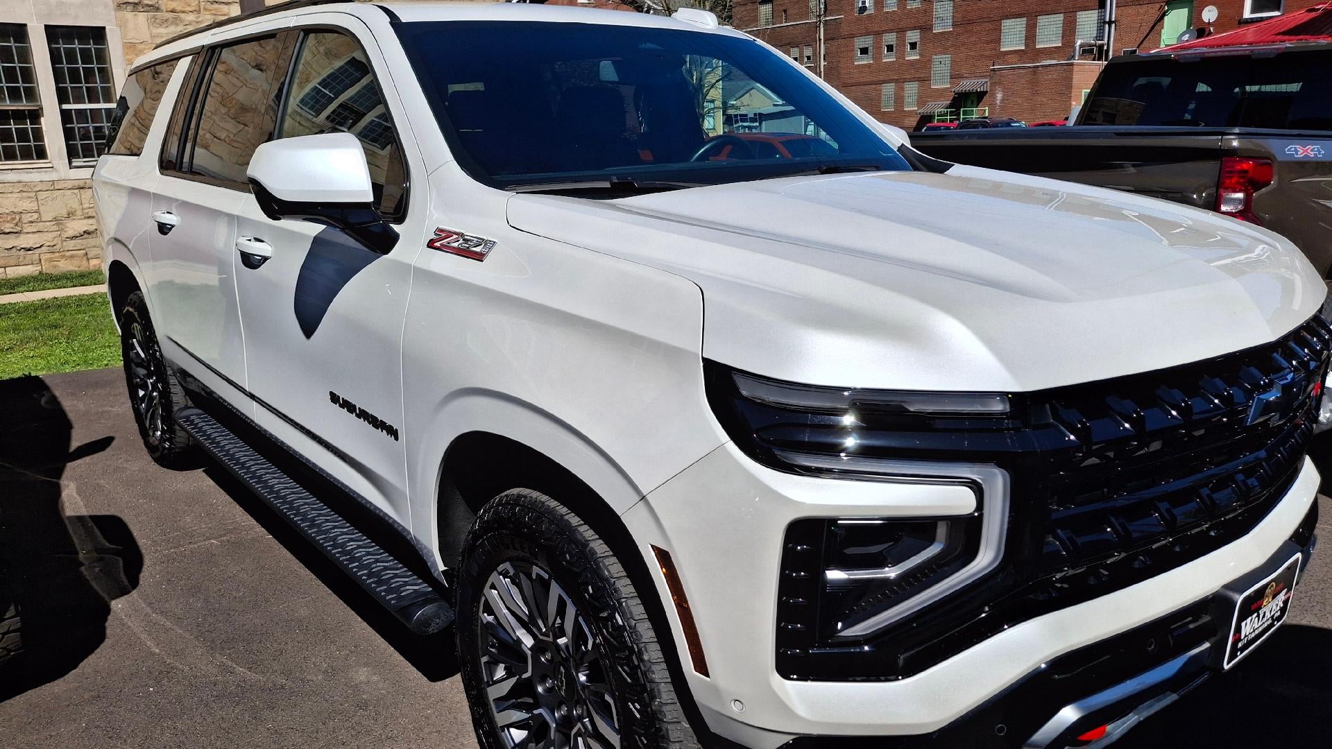 2025 Chevrolet Suburban Z71