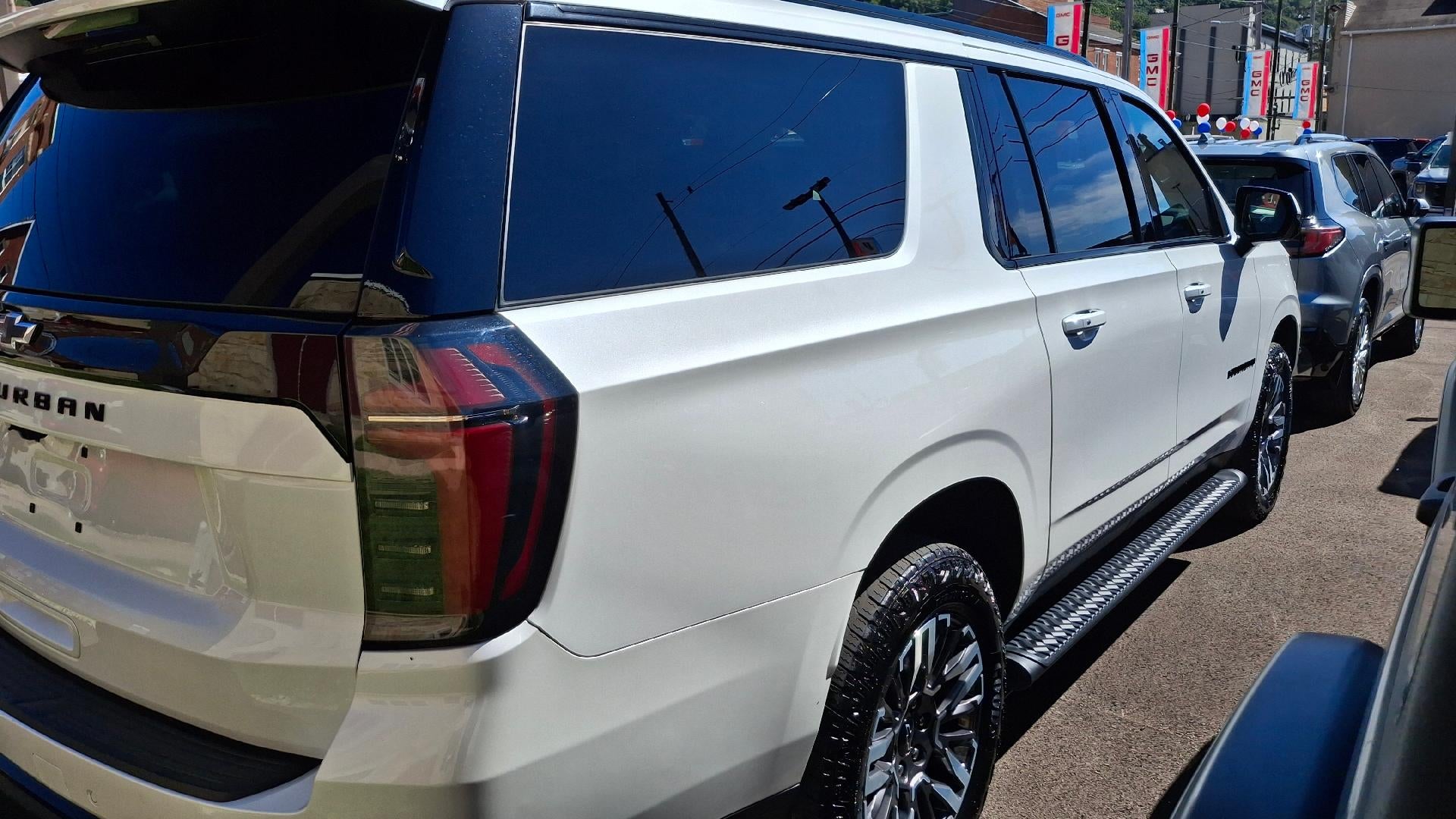 2025 Chevrolet Suburban Z71
