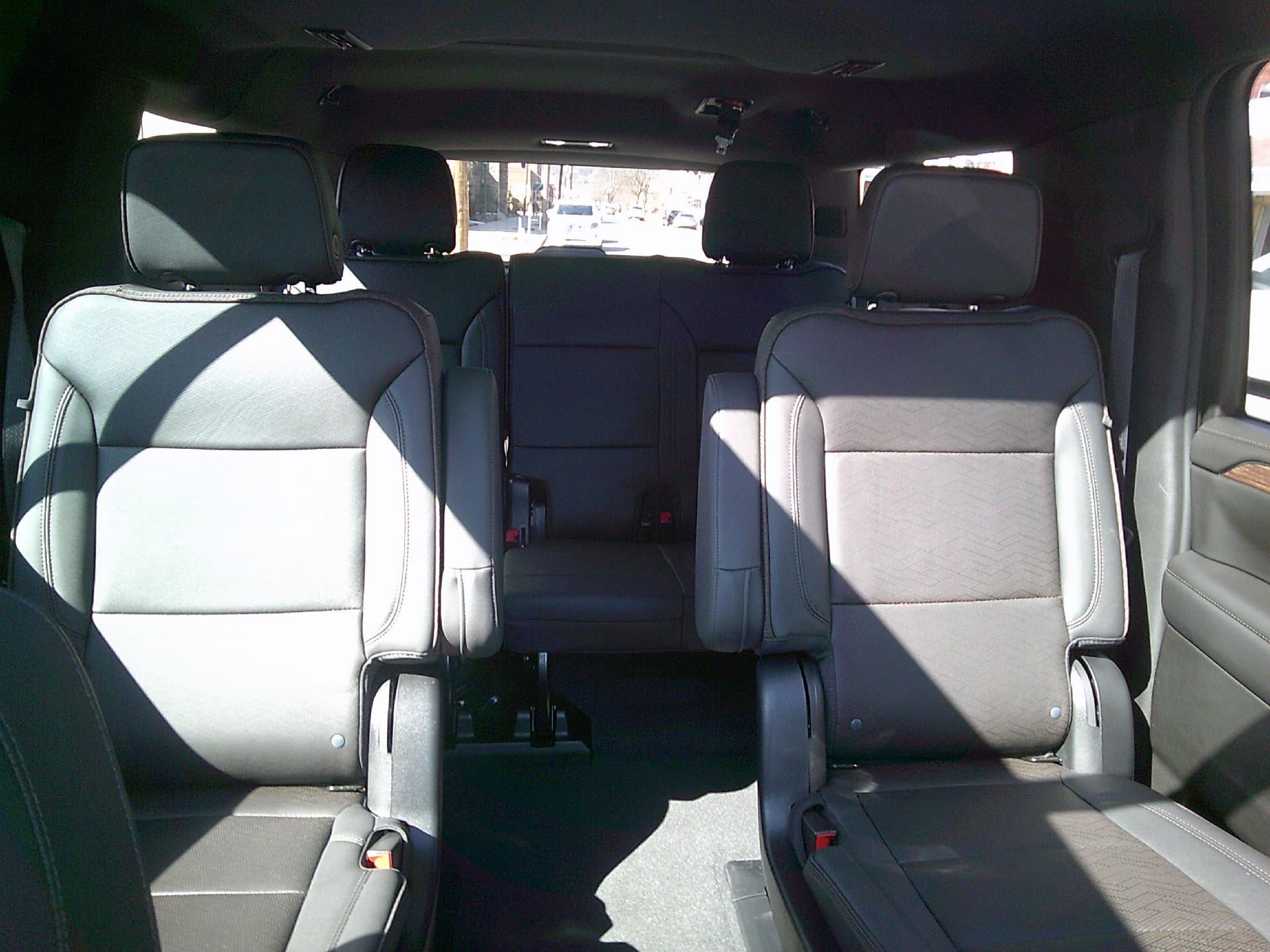 2023 Chevrolet Suburban High Country