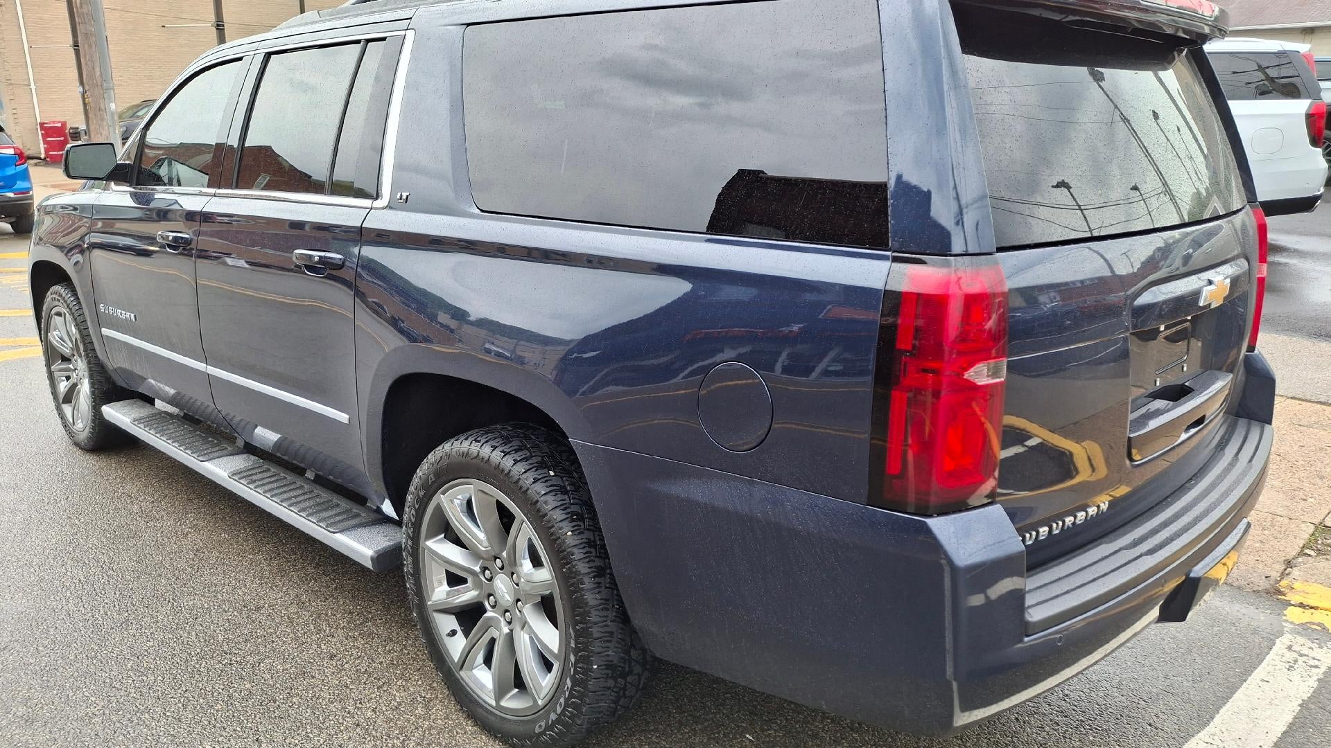 2017 Chevrolet Suburban LT