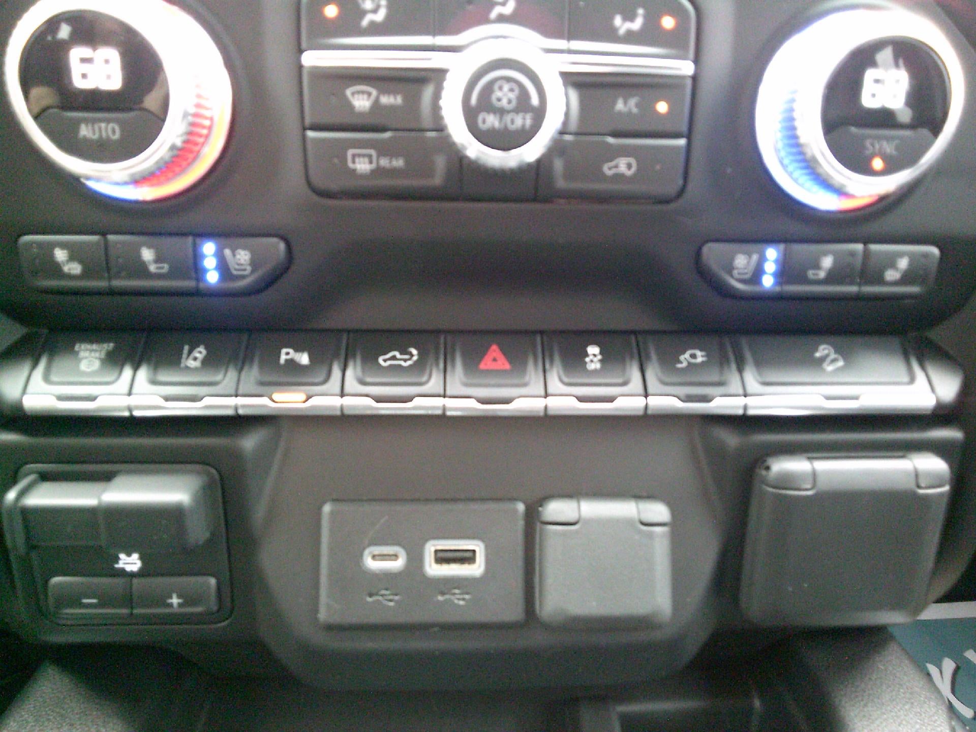 2022 GMC Sierra 3500 HD Denali