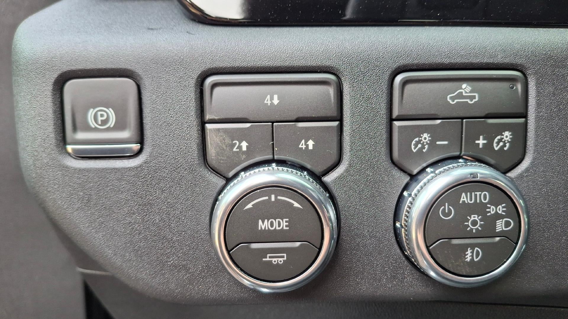 2026 GMC Sierra 3500 HD SLE