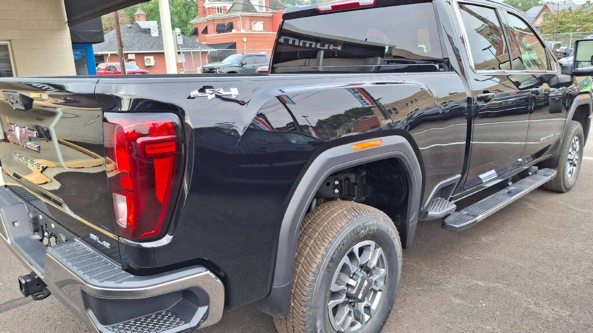 2026 GMC Sierra 3500 HD SLE