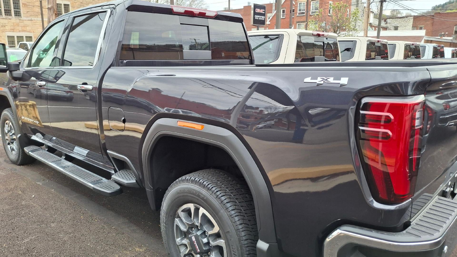 2026 GMC Sierra 3500 HD SLT