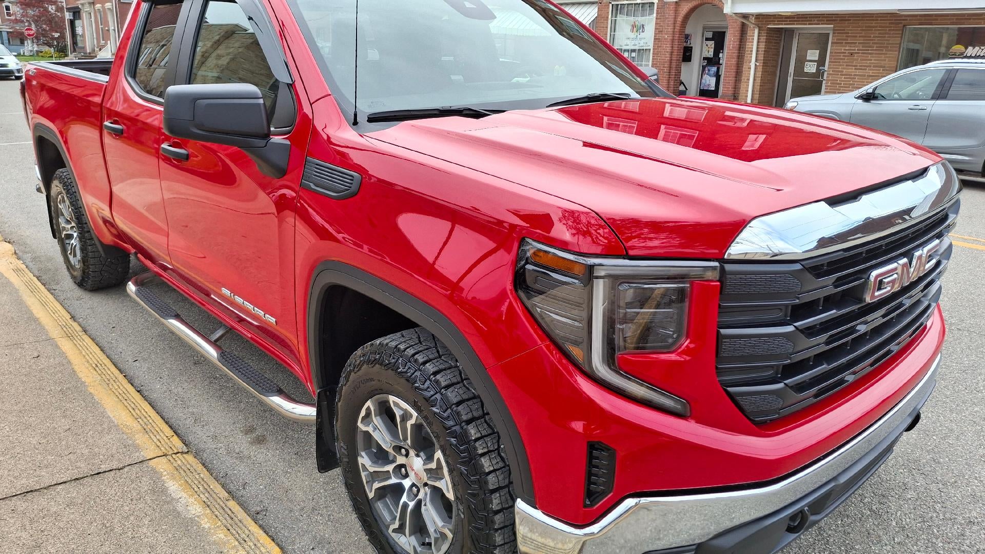 2023 GMC Sierra 1500 Pro