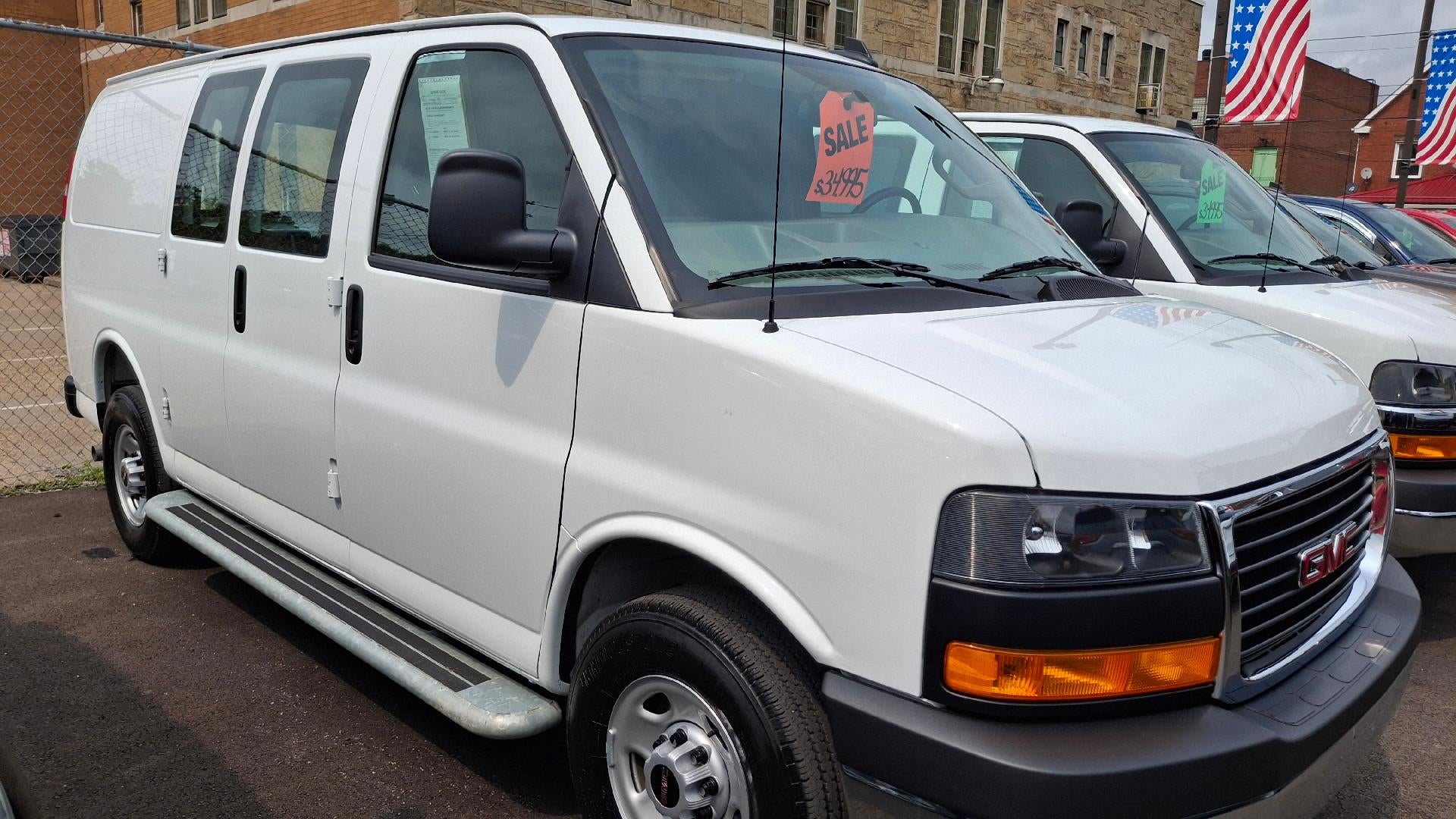 2025 GMC Savana Cargo Work Van