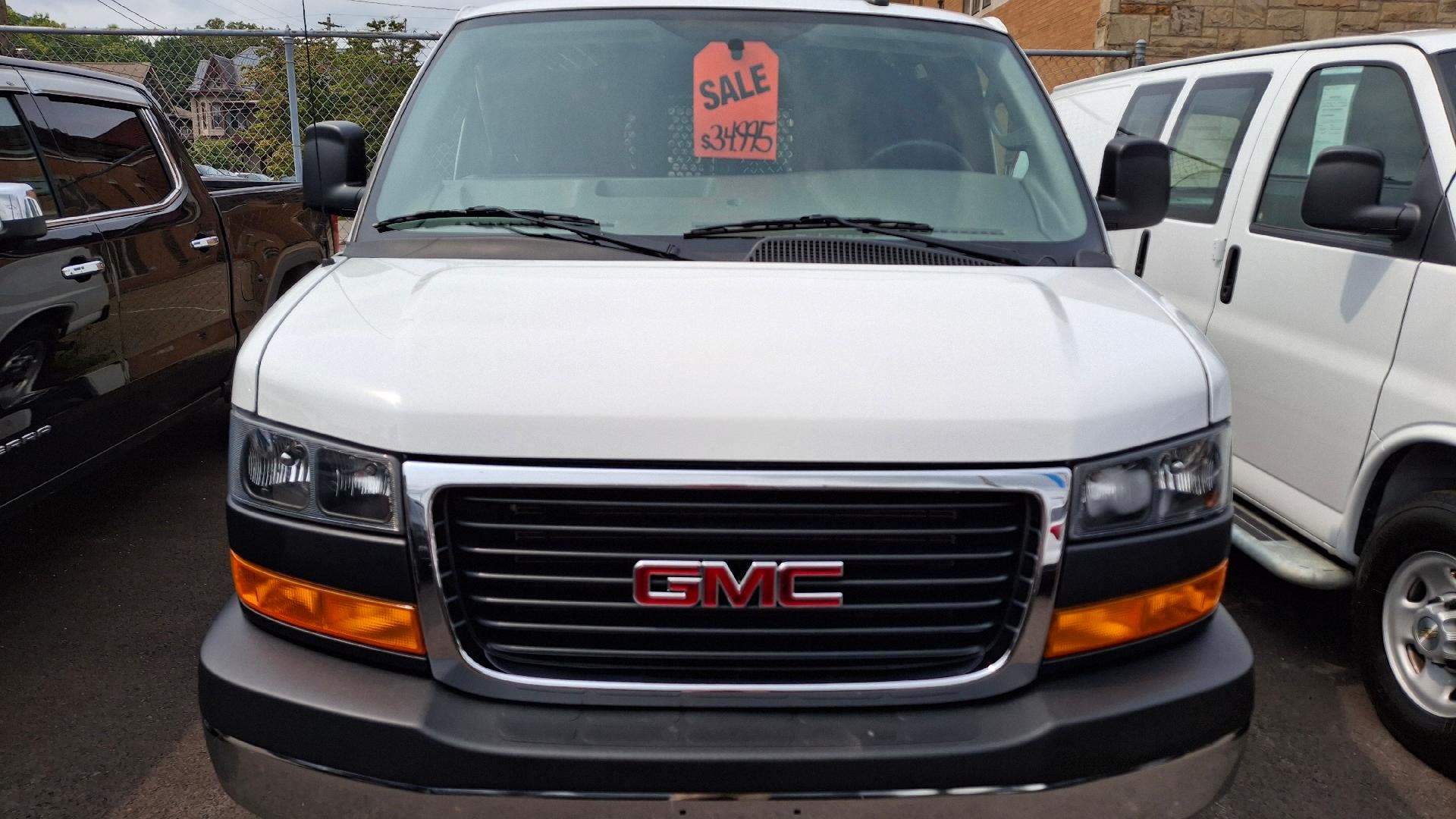 2025 GMC Savana Cargo Work Van