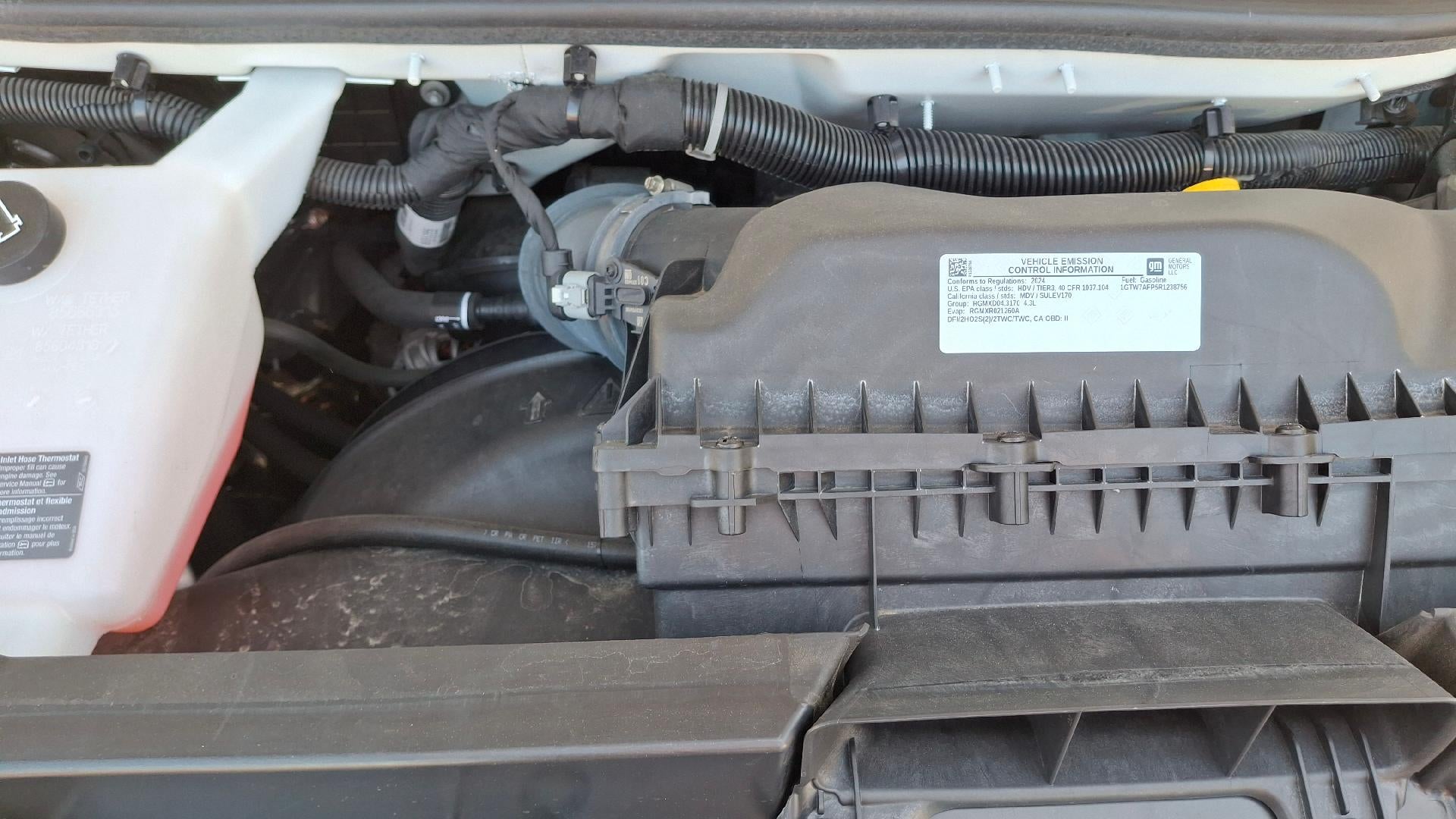 2024 GMC Savana Cargo 2500 Work Van