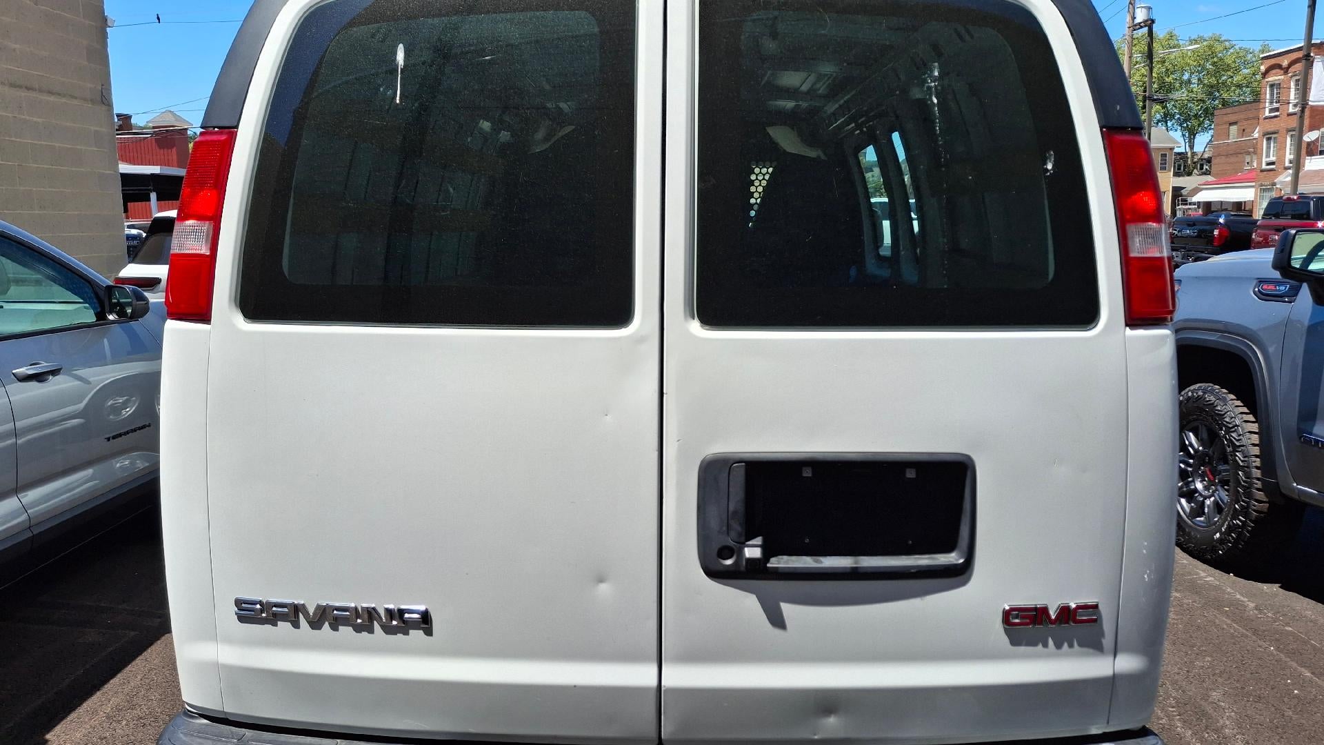 2024 GMC Savana Cargo 2500 Work Van