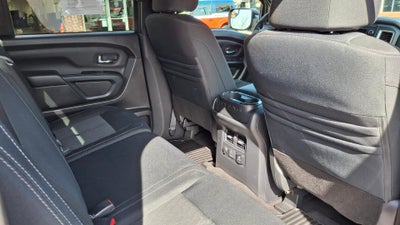 2019 Nissan TITAN SV