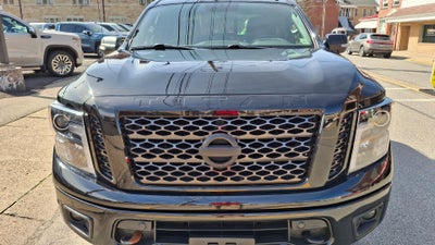 2019 Nissan TITAN SV