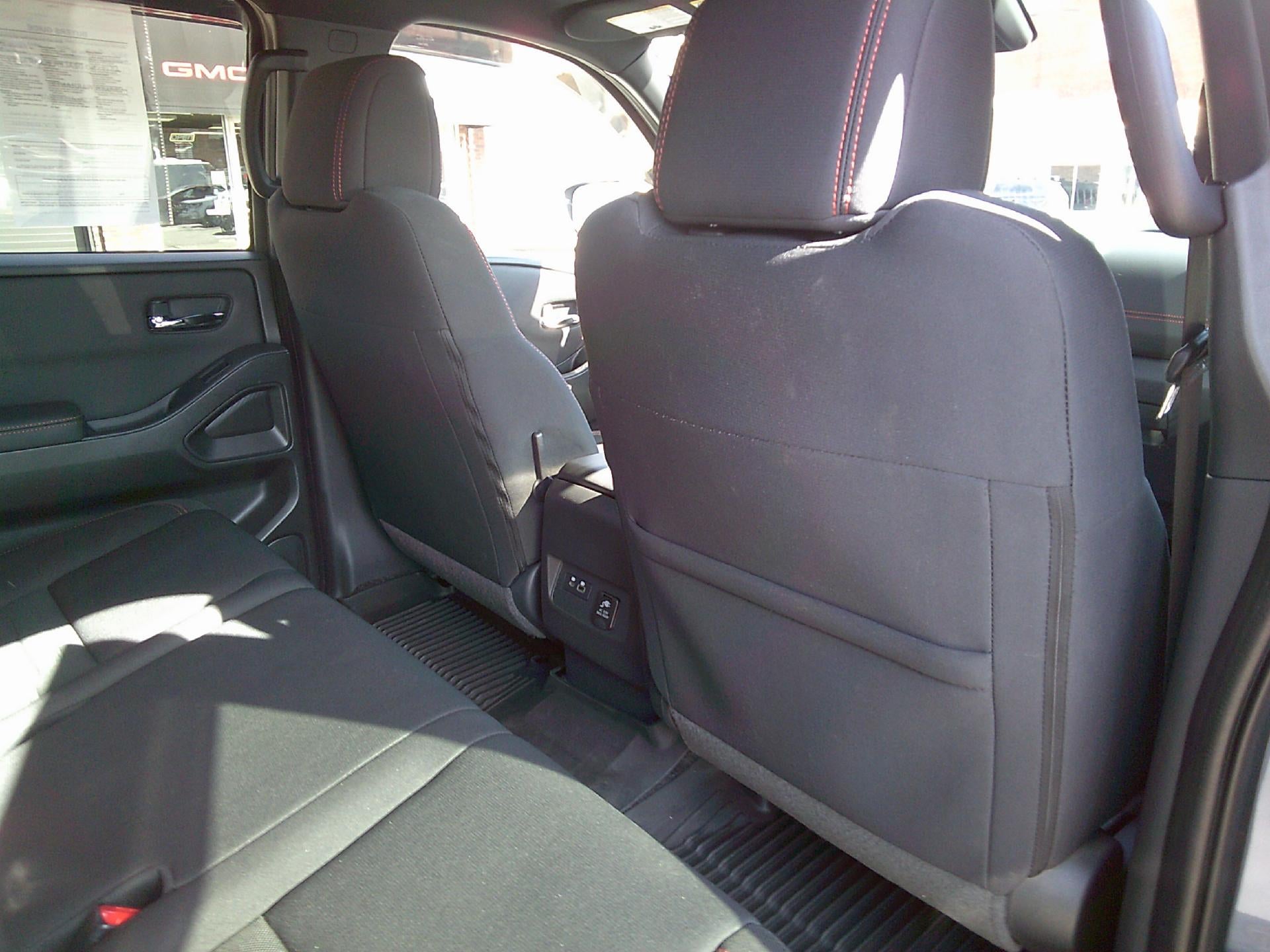 2023 Nissan Frontier Crew Cab PRO-4X 4x4