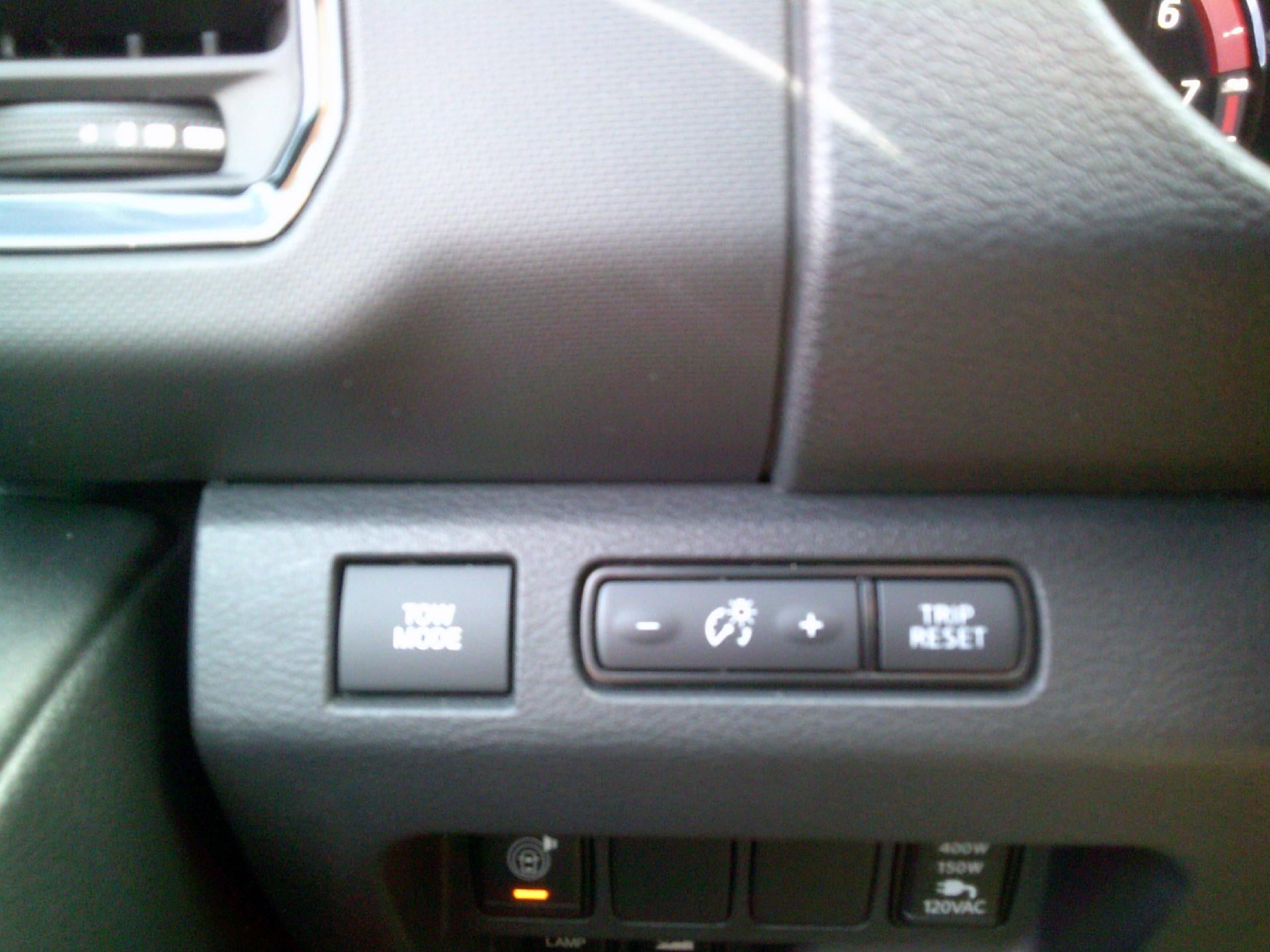 2023 Nissan Frontier Crew Cab PRO-4X 4x4